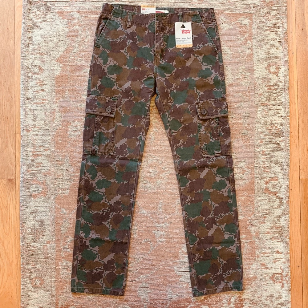 CLEARANCE Levi’s—Boys Slim Fit Cargo Pant, Leaf Camo - Picture 2 of 7
